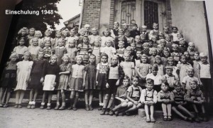 1948 Einschulung in Wiedelah mit Lehrer Warnecke