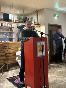 21c682e2 46d4 4ad9 9b95 576643beff53 225x300